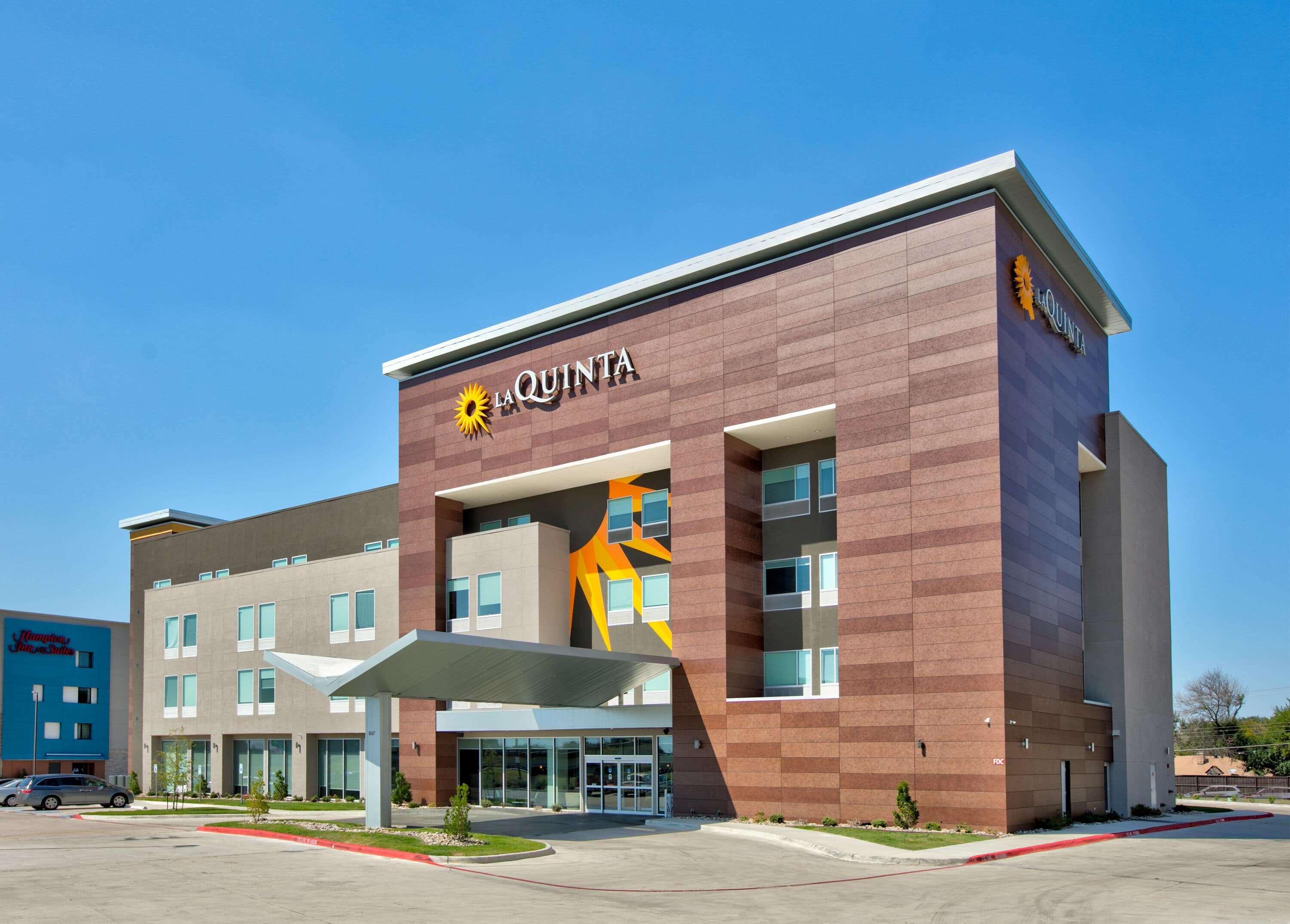 La Quinta Inn & Suites By Wyndham Dallas/Fairpark Dış mekan fotoğraf