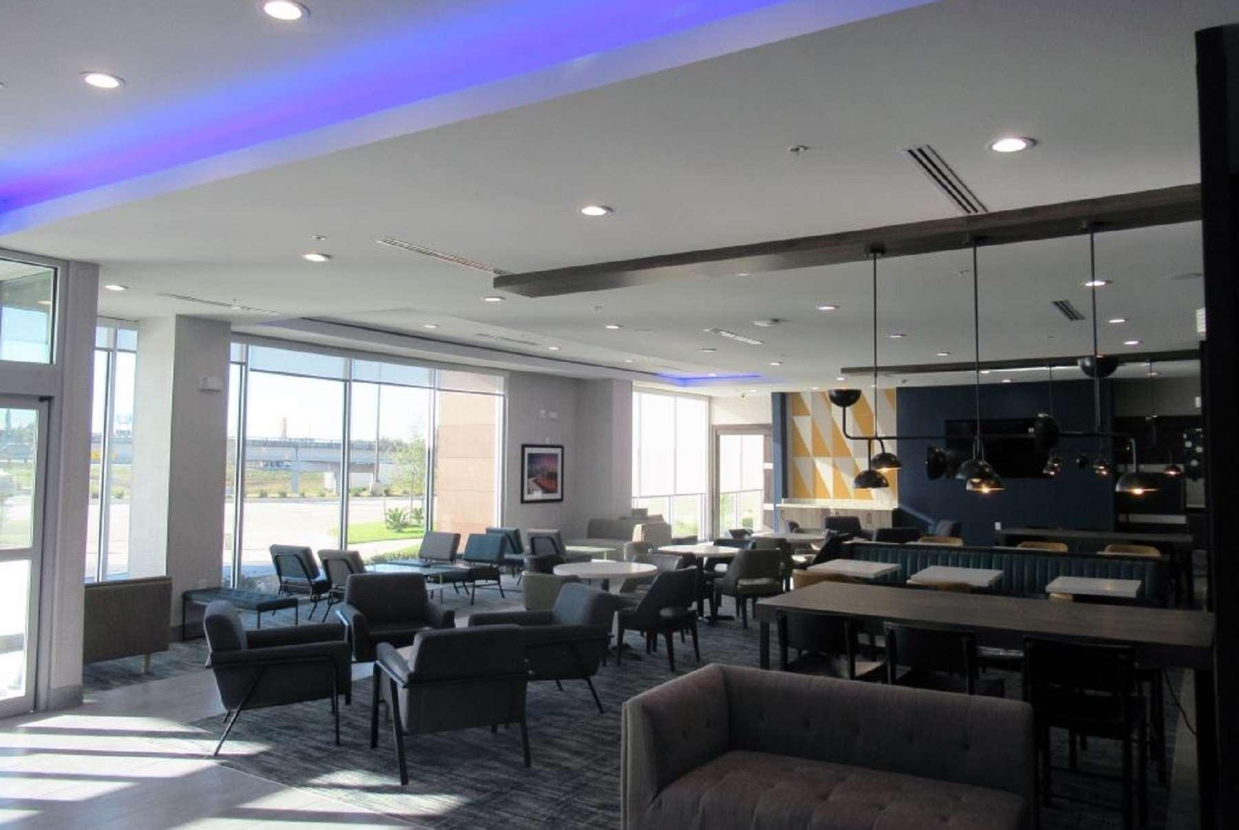 La Quinta Inn & Suites By Wyndham Dallas/Fairpark Dış mekan fotoğraf